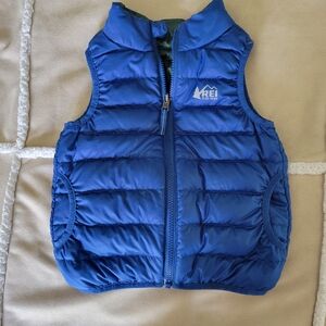 REI Co-op reversible vest